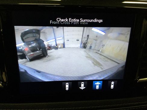 Used 2020 Chrysler Pacifica Limited w/ Advanced Safetytec Group image 22