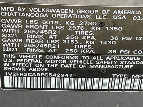 Used 2023 Volkswagen Atlas SEL Premium AWD/4WD image 35