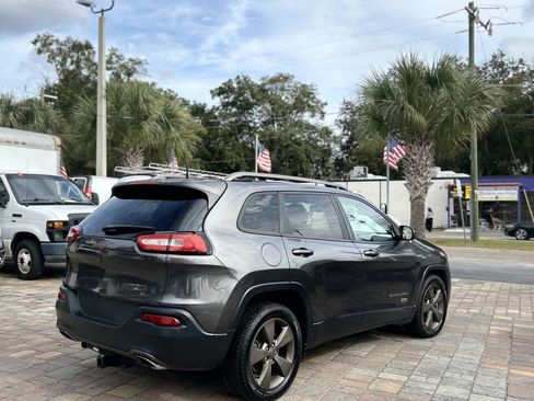 Used 2017 Jeep Cherokee 75th Anniversary image 5