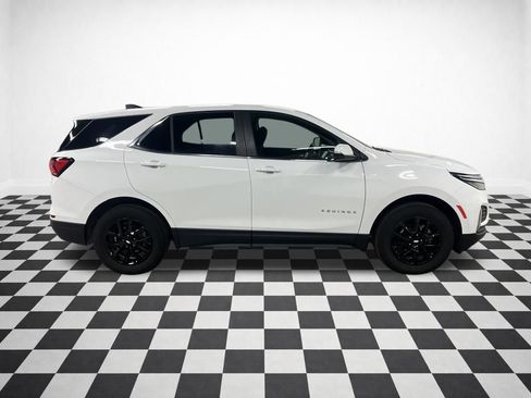 Certified 2024 Chevrolet Equinox LT AWD/4WD image 2