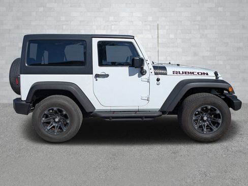 Used 2015 Jeep Wrangler Sport image 4