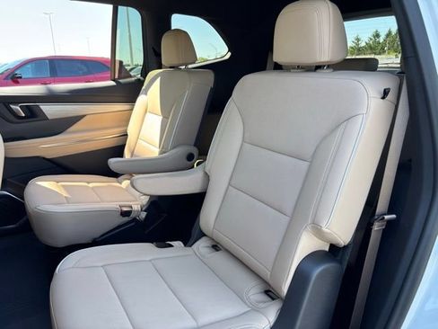 New 2026 Buick Enclave Preferred w/ Power Package FWD image 42