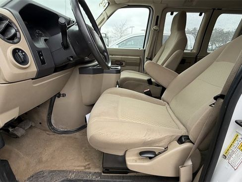Used 2012 Ford E-350 and Econoline 350 XLT image 10