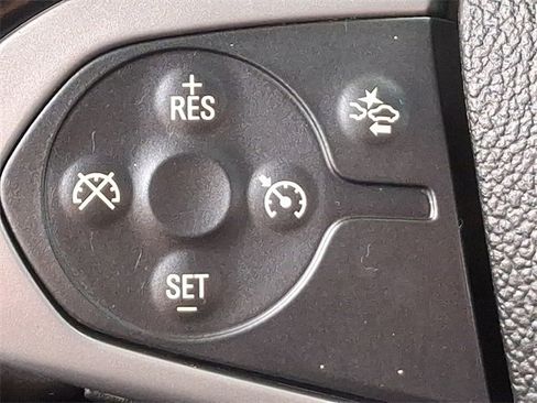 Used 2020 Chevrolet Colorado LT w/ Safety Package image 21