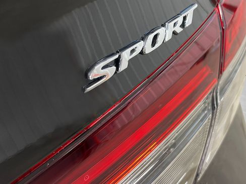 Used 2025 Honda Civic Sport image 7