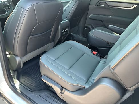 New 2026 GMC Acadia AT4 w/ Super Cruise Package image 18