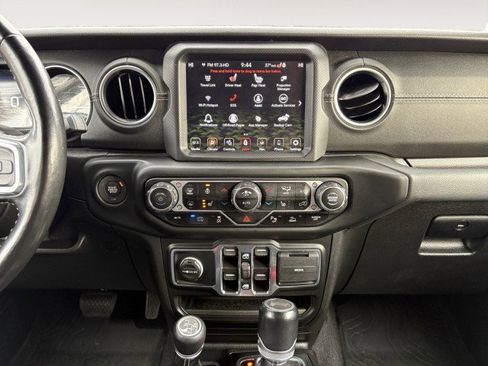 Used 2021 Jeep Wrangler Unlimited Sahara w/ Cold Weather Group image 6