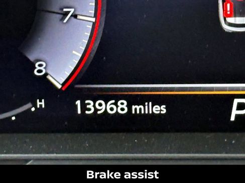 Used 2024 INFINITI QX60 Luxe image 32