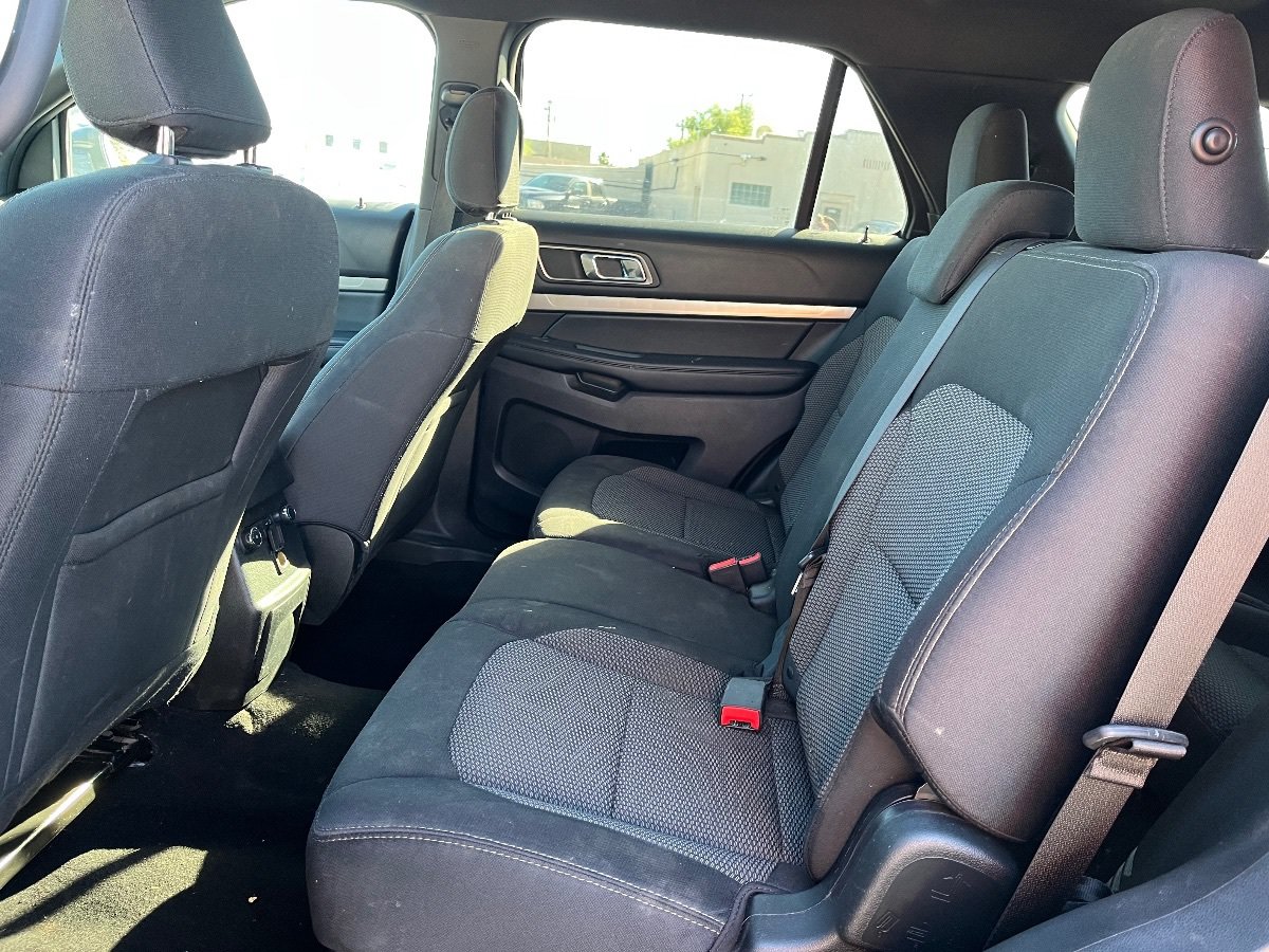Used 2019 Ford Explorer XLT FWD image 13