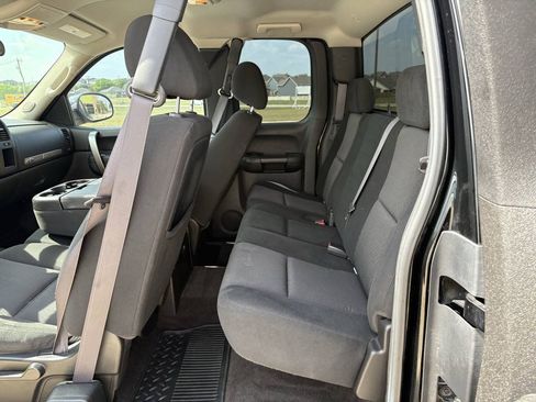 Used 2011 Chevrolet Silverado 1500 LT w/ Texas Edition RWD image 13