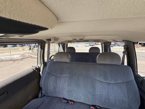 Used 2001 Chevrolet Astro Passenger AWD image 19