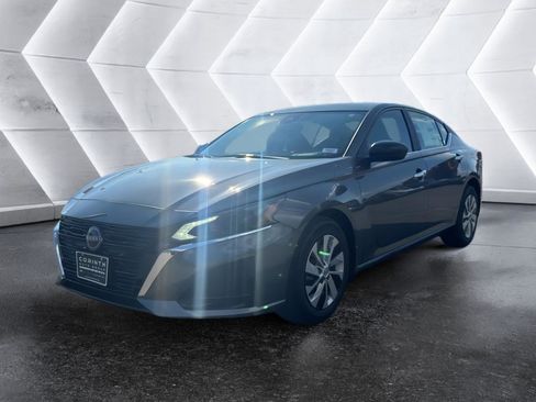 New 2025 Nissan Altima 2.5 S image 4
