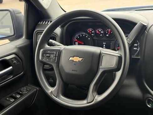 Used 2024 Chevrolet Silverado 1500 Custom image 23