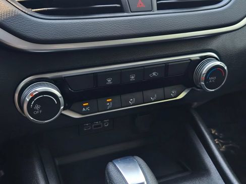 Used 2020 Nissan Altima 2.5 S FWD image 27