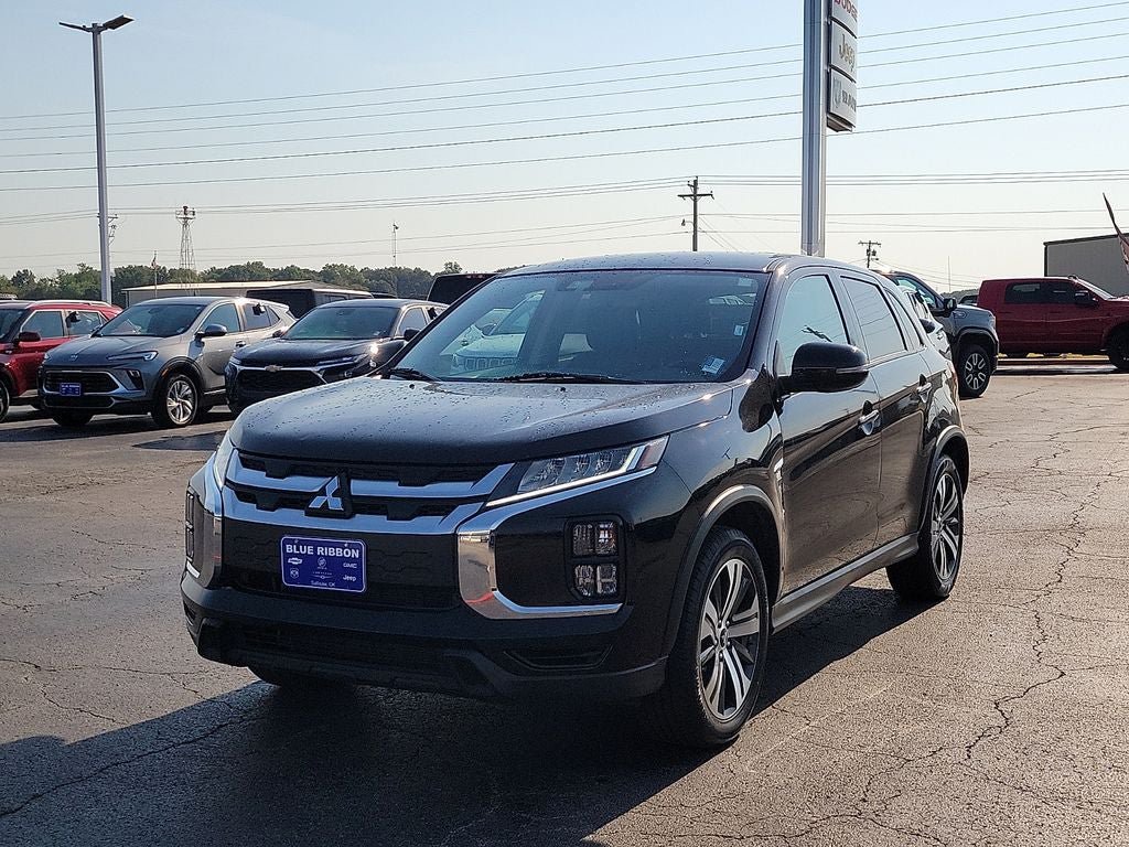 Used 2024 Mitsubishi Outlander Sport SE AWD/4WD image 2
