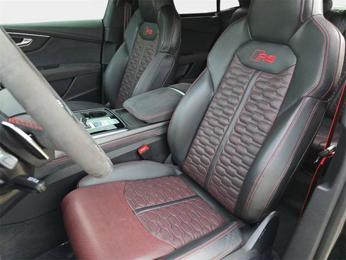 Used 2025 Audi RS Q8 performance image 20