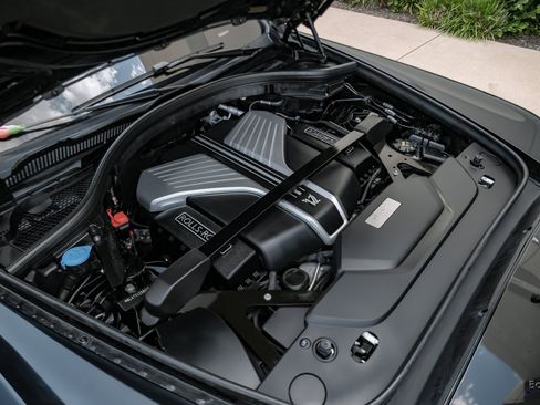 Used 2022 Rolls-Royce Cullinan image 88