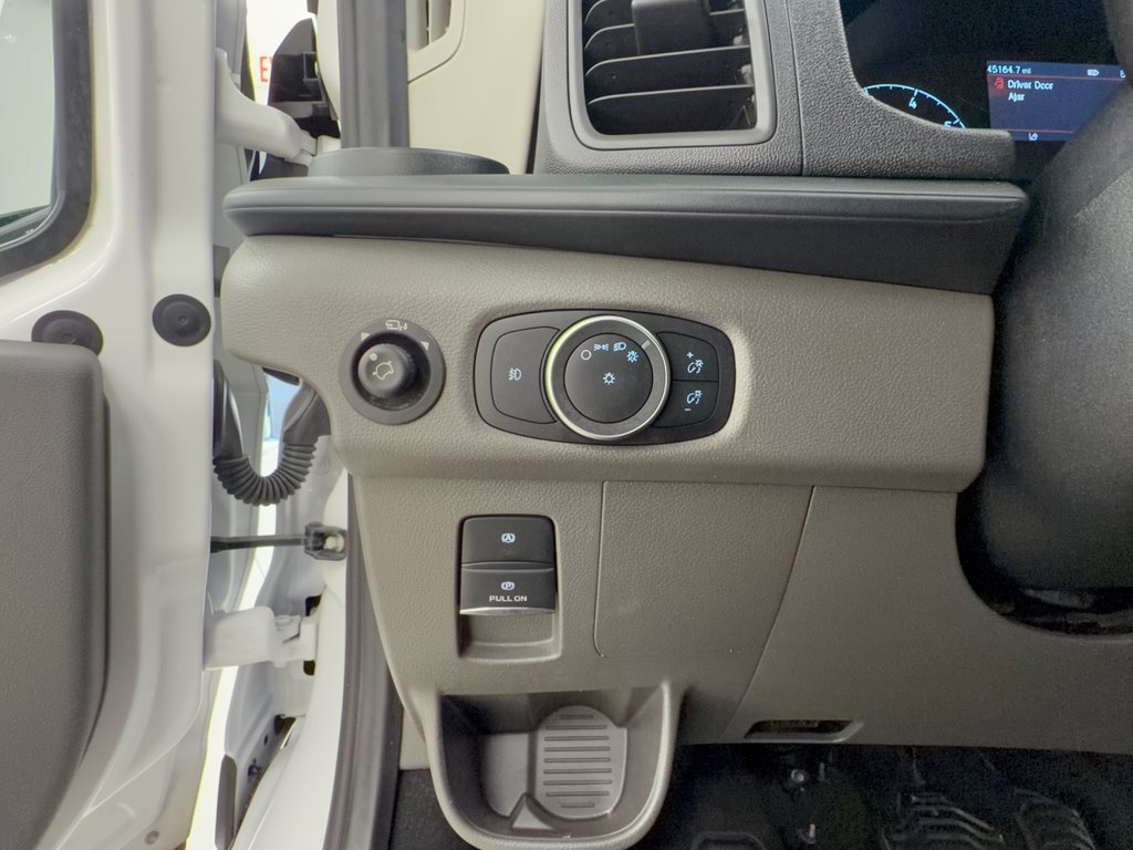 Certified 2025 Ford Transit 350 XLT RWD image 31