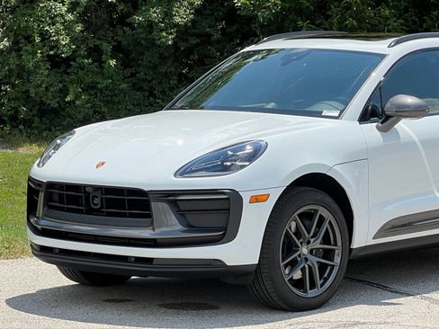 Certified 2026 Porsche Macan Turbo AWD/4WD image 12