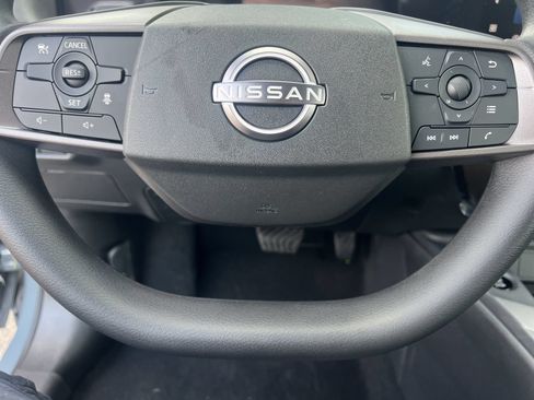 New 2026 Nissan Sentra SV w/ Floor Mat Package FWD image 8