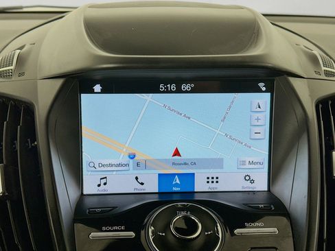 Used 2019 Ford Escape Titanium image 19