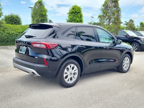 Certified 2026 Ford Escape Active FWD image 7