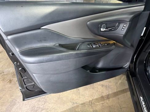 Used 2019 Nissan Murano SL FWD image 12