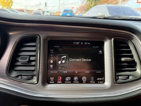 Used 2015 Dodge Challenger SRT Hellcat image 17