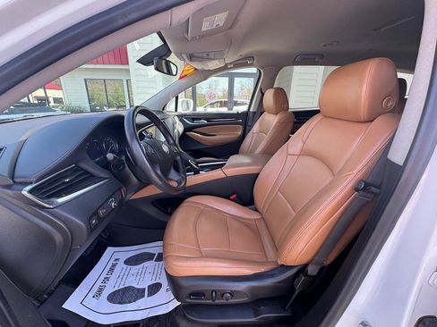 Used 2020 Buick Enclave Essence AWD/4WD image 13