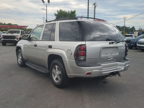 Used 2006 Chevrolet TrailBlazer LS w/ LS Preferred Equipment Group AWD/4WD image 3