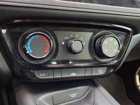 Used 2019 Honda HR-V LX image 19