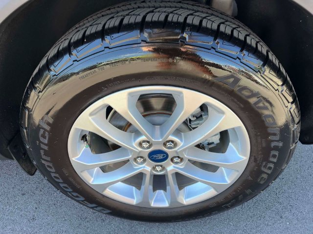 Certified 2020 Ford Escape SE FWD image 11