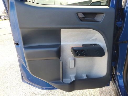 Used 2024 Ford Maverick XLT image 11