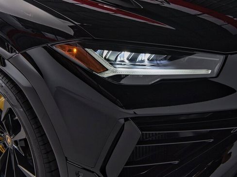 Used 2024 Lamborghini Urus S image 43