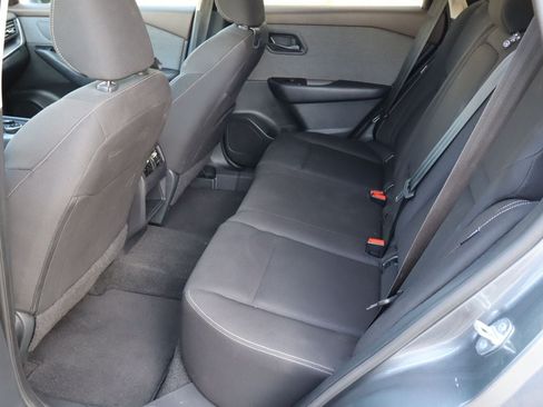 Used 2023 Nissan Rogue S AWD/4WD image 5