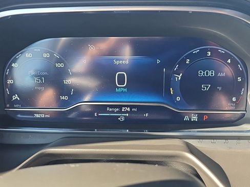 Used 2024 Chevrolet Suburban LT AWD/4WD image 27