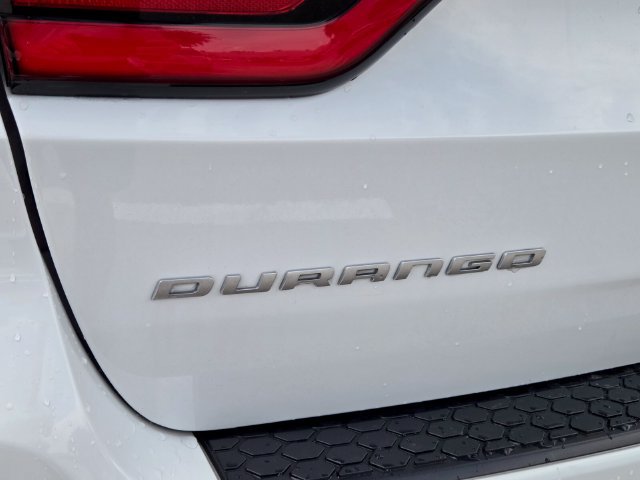 Used 2022 Dodge Durango SXT w/ Anodized Platinum Package RWD image 11