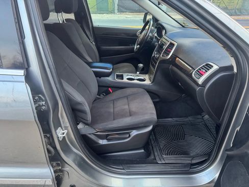 Used 2013 Jeep Grand Cherokee Laredo image 17