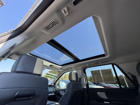 Used 2025 Ford Expedition Max Active image 27