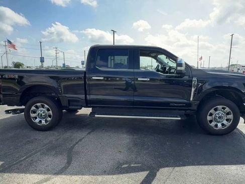 Used 2023 Ford F350 Lariat w/ Chrome Package AWD/4WD image 9