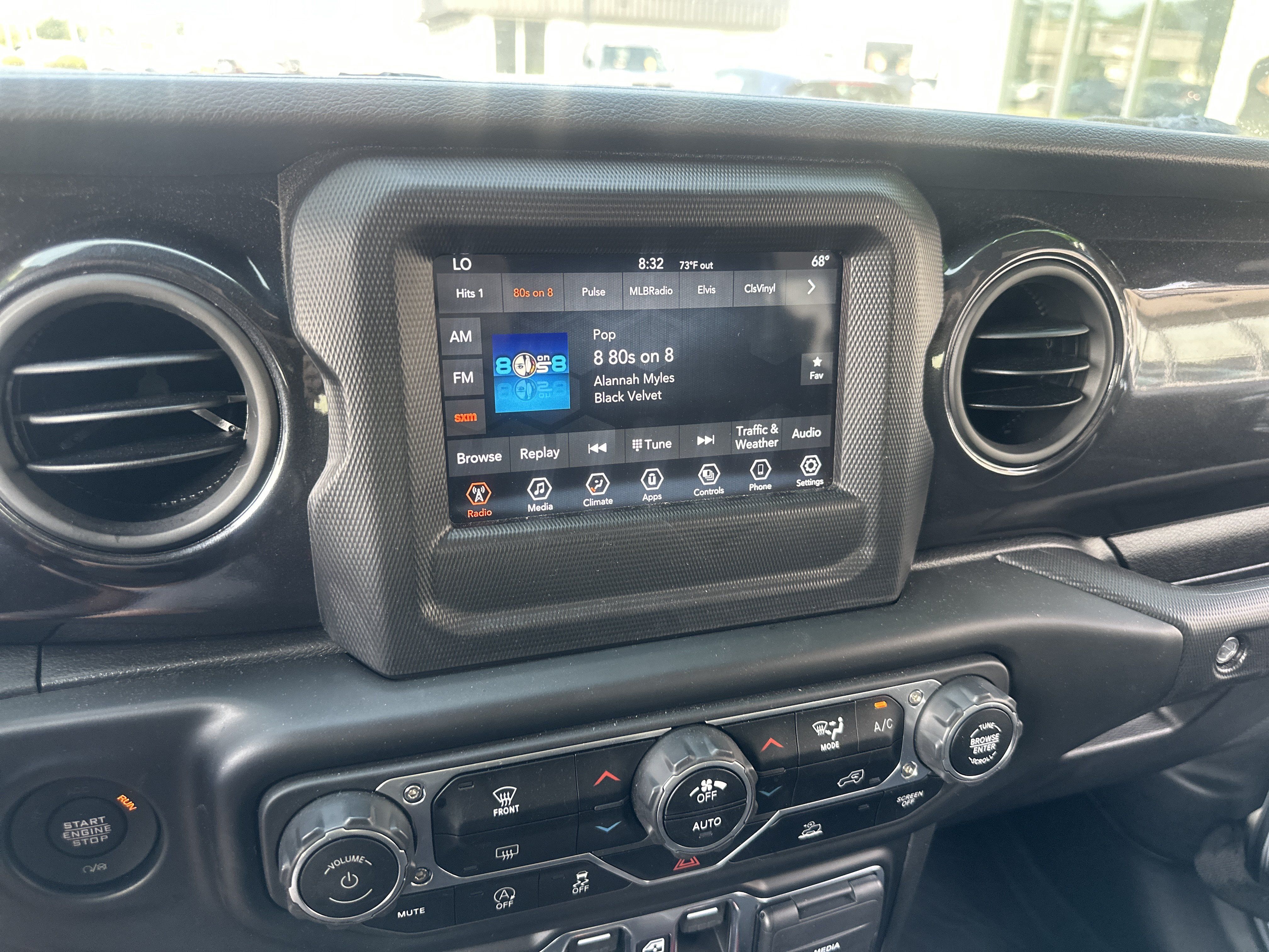 Used 2023 Jeep Wrangler Unlimited Sport AWD/4WD image 17