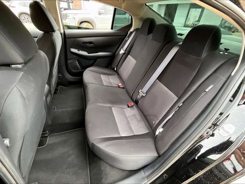 Used 2024 Nissan Sentra SV w/ All-Weather Package image 18