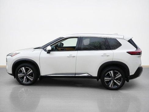 Certified 2023 Nissan Rogue Platinum image 6