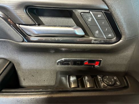 Used 2024 GMC Sierra 1500 AT4 w/ Technology Package image 19