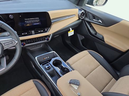 New 2026 Chevrolet Equinox ACTIV w/ Convenience Package III image 15