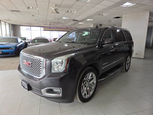 Used 2016 GMC Yukon Denali w/ Open Road Package AWD/4WD image 3