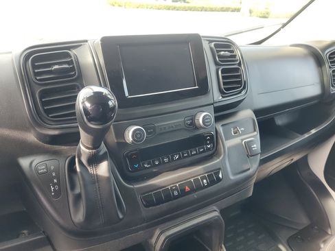 Used 2025 RAM ProMaster 2500 w/ Convenience Group FWD image 22