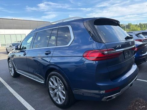 Used 2022 BMW X7 xDrive40i w/ Premium Package AWD/4WD image 4