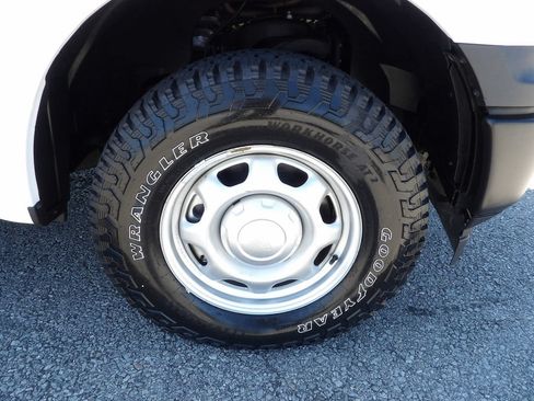 Used 2019 Ford F150 XL w/ Equipment Group 101A Mid AWD/4WD image 57