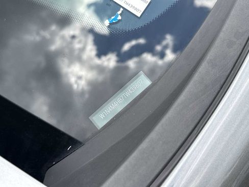 Certified 2026 Mercedes-Benz GLB 250 4MATIC image 28